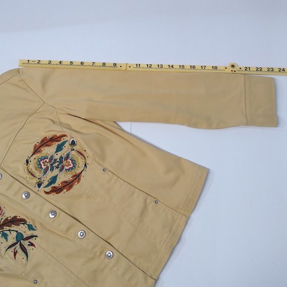 A.M.I. Customized Embroidered w/ Swarovski Rhinestones Western Style Med. Jacket - Picture 12 of 16